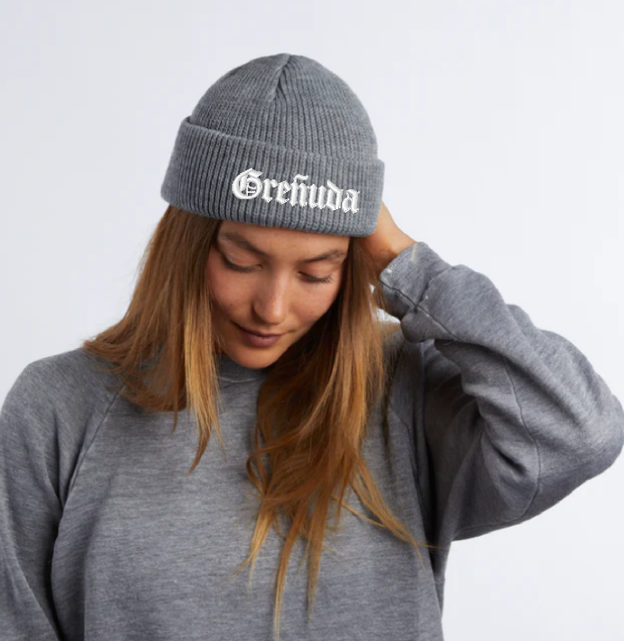 Greñuda Old English Font Beanie